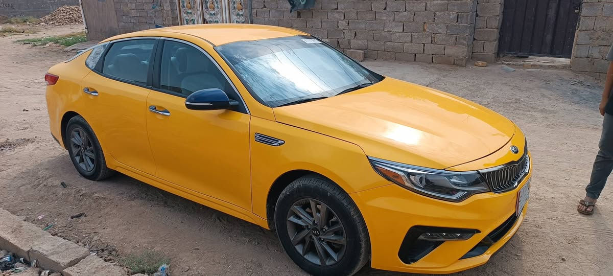 للبيع اوبتمى 20
وارد امريكي بيها بنيد 
جاهزه مكينه كير حداديه تخم تاير 
منضومة تبريد 
منضومة غاز 
منضومة زنون 
مكان واسط ***********
السعر 152

