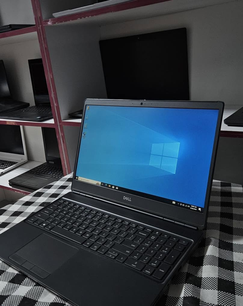 🔥 Dell Precision 7560 | Core i7 جيل 11 بـ 745 ألف!

💻 المواصفات:
▪️ Core i7 الجيل 11
▪️ RAM 16GB DDR4
▪️ SSD 512GB
▪️ NVIDIA T1200 4GB
▪️ Intel UHD Graphics
▪️ شاشة 15.6” FHD

💪 مناسب للهندسة والتصميم والمونتاج، ويشغل برامج مثل AutoCAD, Revit, SolidWorks, 3ds Max, Photoshop وPremiere، إضافةً إلى العديد من الألعاب.

💰 السعر: 745,000 دينار

🎁 حقيبة + ماوس + ماوس باد
🛡️ ضمان 30 يوم استبدال
🔧 3 أشهر صيانة مجانية

📍 بغداد – الأمين الثانية – شارع سكينة
📞 ***********
