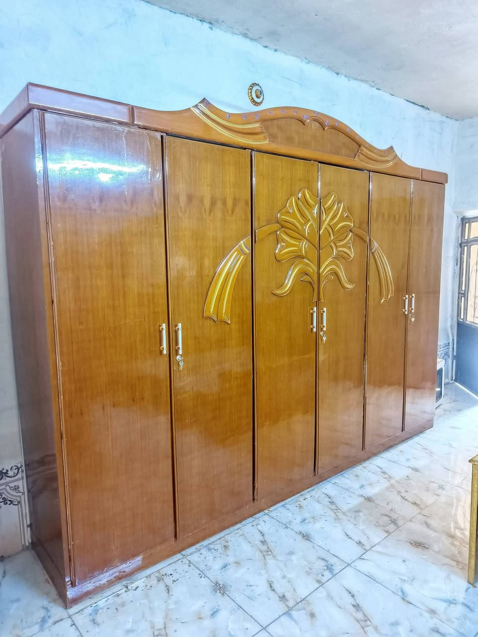غرفة صاج • نضيفه • هبهب