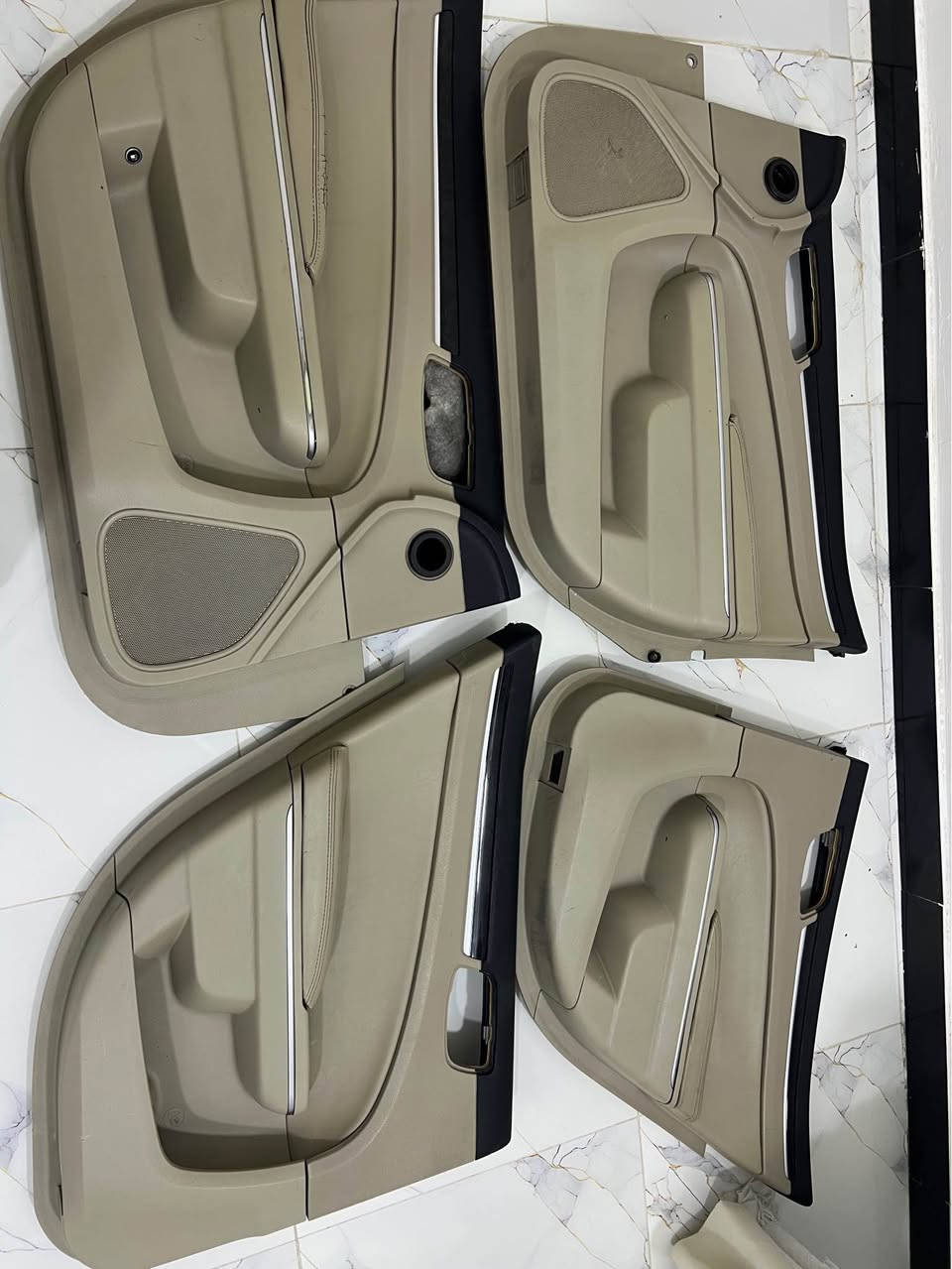 ابطاين اوباما السعر 100الف قفل 
اتصل واتساب 
*********** البصرة, العراق
