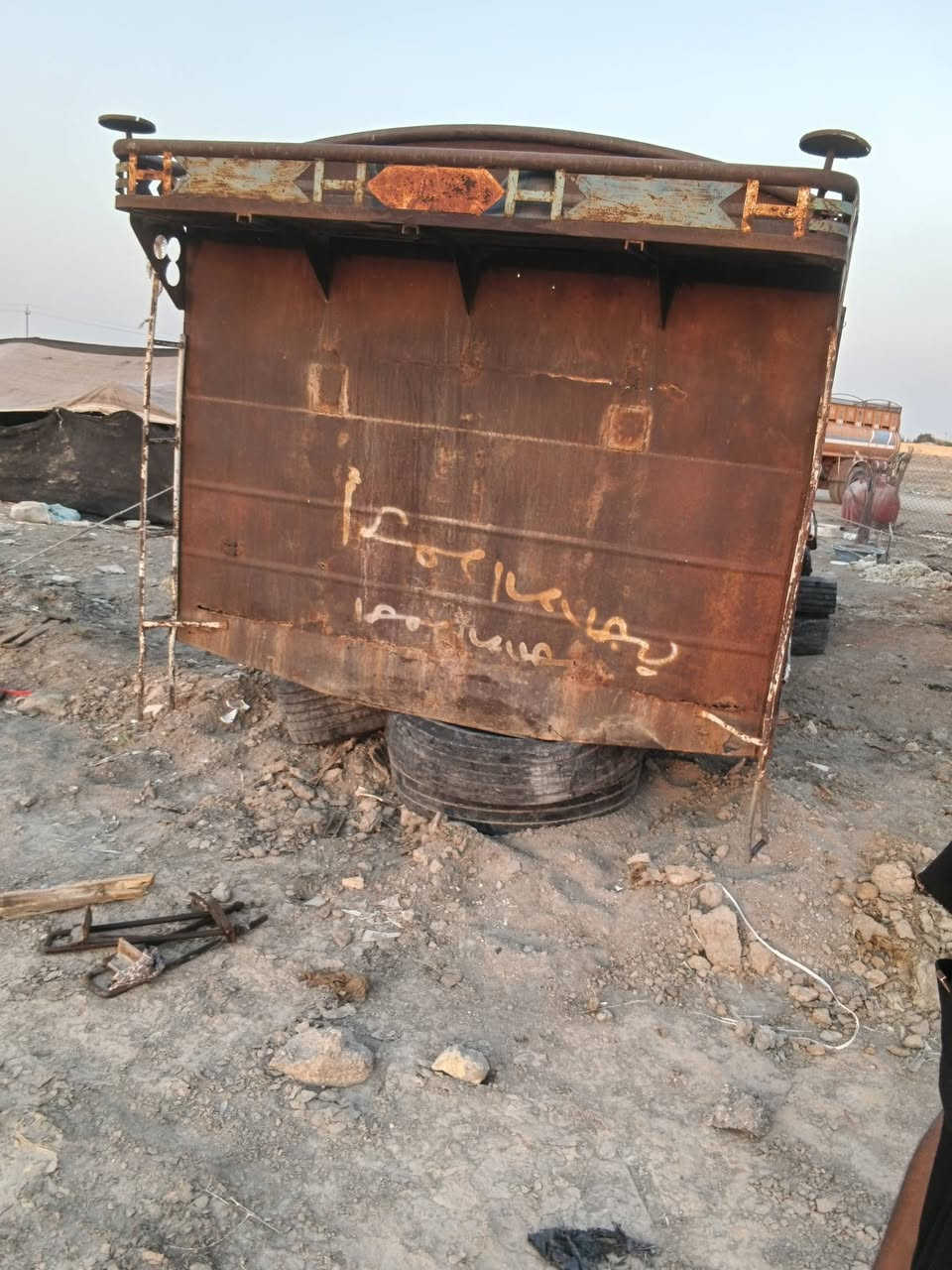 البيع بدي جديد كلش
بسعر مناسب
مكان الناصرية 
***********
