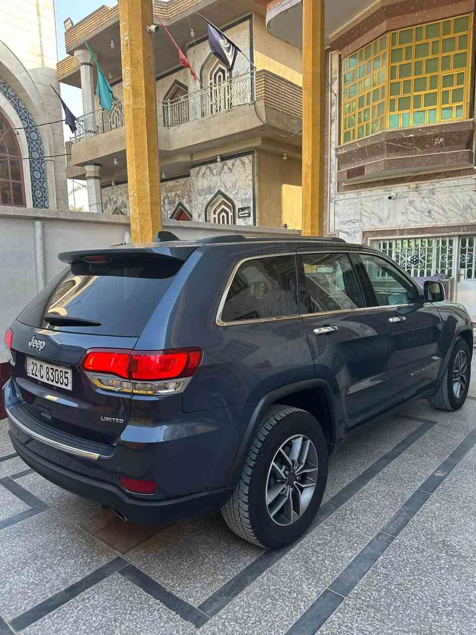 ‏‎‏‎       ——— لـلـبـيع  ———

جيب گراند شيروكي - Jeep Grand Cheroke

‏‎‏‎وارد امريكي    حادثه بيبان ثنين واحد مبدل والثاني مصلحه نفسه 

‏‎‏‎الموديل           —    2021 

السعر 225 $ وبيه مجال 

حجم المكينه   —     3600/ V6

‏‎‏‎اللون               —     واضح بصوره

‏‎‏‎المسافه المقطوعه — 50 ألف 

‏‎‏‎حاله السياره.    —    ( )جيد جدآ

‏‎‏‎المواصفات 

‏‎‏‎- بصمة تشغيل 

‏‎‏‎- بصمة أبواب 

‏‎‏‎-تشغيل عن بعد 

‏‎‏‎-ترحيب عند الاقتراب 

-رادار جانبي 

حساسات جوانب 

-تنبيه قبل الاصطدام 

‏‎‏‎-كشنات جلد 

-ستيرن كهربائي 

-اناره محيطيه 

-اشاره بالمرايه 

-حساس امامي خلفي 

‏‎‏‎-شاشه كبيره تدعم نظام الأبل كار باي ونظام الاندرويد

-شاشه عداد ديجتال

-فتحت سقف بانوراما 

‏‎-اوتو ستوب

‏‎-وضعيات قياده 6 

‏‎‏‎-كشنات تدفئة   ( اماميه - خلفيه ) 

-كشن السايق خزن ميمور

-كشنات اماميه تبريد 

-ستيرن تدفئة

‏‎‏‎- ستيرن بحركه كهربائيه 

‏‎‏‎- تبريد قطعتين

‏‎-صندوق كهربائي 

‏‎‏‎-كرسي السايق والراكب بحركة كهربائيه 

‏‎‏‎-تحكم ستيرن جهتين 

‏‎‏‎-تحديد سرعه 

‏‎‏‎-مانع انزلاق 

‏‎‏‎-ليد نهاري

‏‎‏‎-كامره خلفيه دواره 

‏‎‏‎باقي المواصفات المعروفه ميحتاج اشرحها الكم 

‏رقم السياره    — اربيل تحويل او و كاله 

‏‎‏‎موقع  السياره — بصره 

الاستفسار _ ***********
