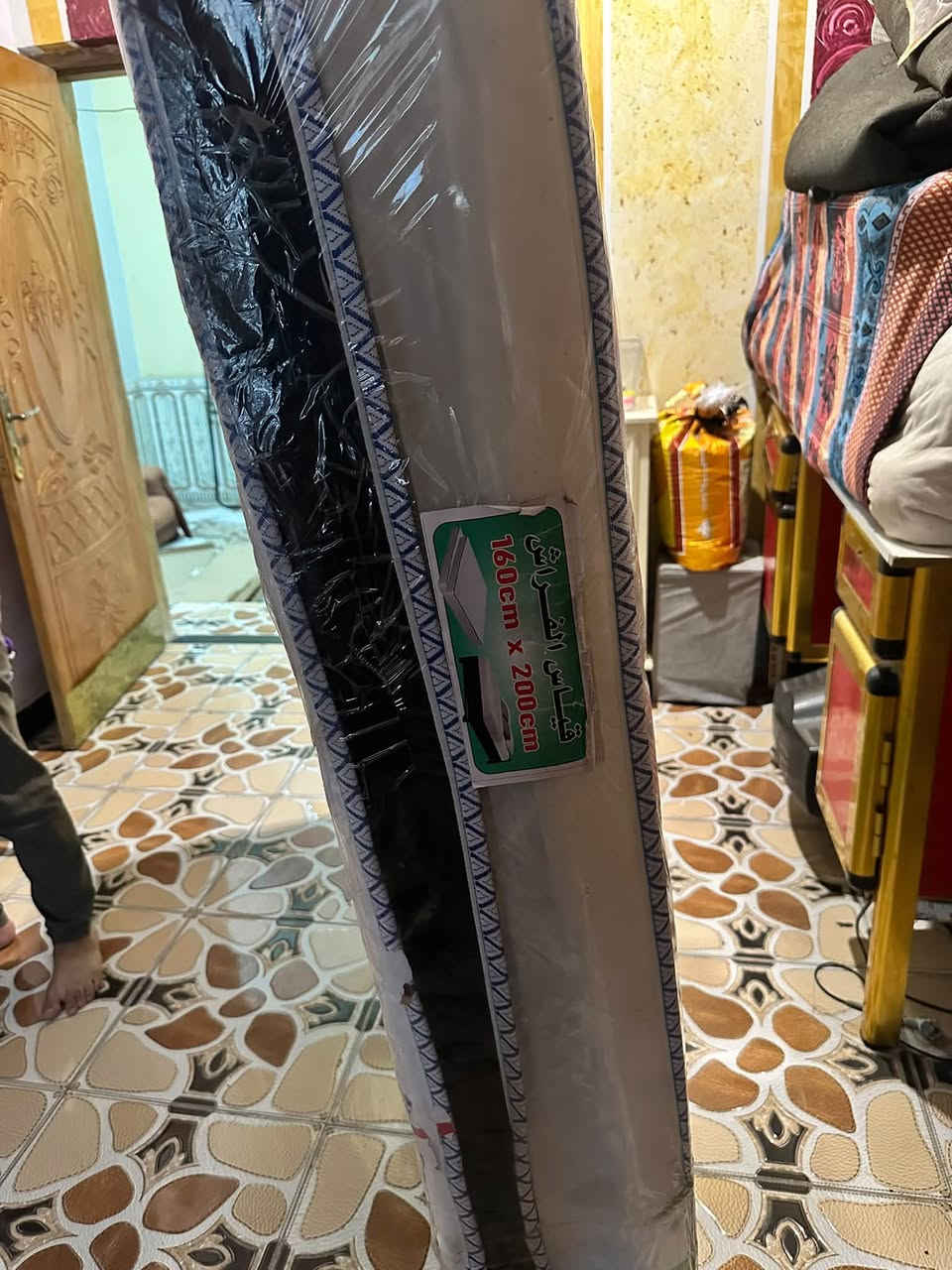 السلام عليكم
مندر غرفه جديد كلش بعده بجيسه وطبي طبقتين قياس 160*200 مال غرفه عراقيه ماخذااا ب200 الف  ورايده 150 
مكان البصره حيانيه  التاميم 
رقمي ***********
