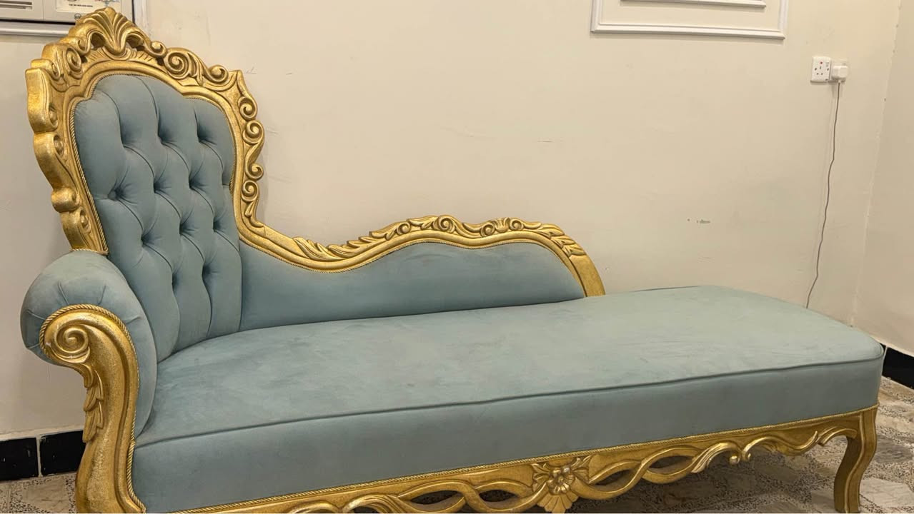 شازلون كلاسيكي مخمل أزرق وذهبي 👑
نظافة ٩٥٪ ومكفول — بدون أي ضرر
٢٥٠ ألف فقط 🔥
سامراء – للتواصل فقط واتساب *********** سامراء, صلاح الدين
