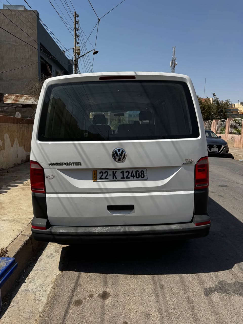 فولكسفاكن فان ترانسبورتر 
حمل ١ طن رقم اصفر اربيل 
موديل 2016
محرك 2.0 توربو گاز
ماشيه 89,000 km 
مواصفات كير عادي جام اوتوماتيك 
كير محرك تبريد بشرط تايرات جديده الصدر جديد بدون طگه سنويه جديدة ، 
الصندوق بيه شبرين صبخ فقط 
مكان السياره اربيل عنكاوه 

للاستفسار 
*********** أربيل, العراق
