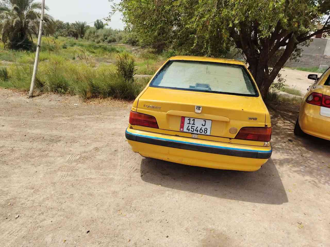 بيجو بارس موديل ٢٠١٥ السياره جاهزه من كلشي حداديه دوشمه مكينه جديده مصفره هيئه وغرامات رقم جديد بسمي تحويل مباشر السعر ٣٦ وبيه مجال الإتصال ***********
