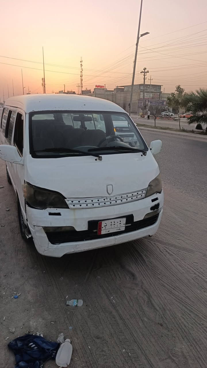 سلام عليكم سيارة جنبي مديل14 موصليه بسم مواطن سنويه عضم عاج للبيع اكسن كير مكينه نضاف مكان نجف سعر ٣٠وبيها مجال قليل رقم***********
