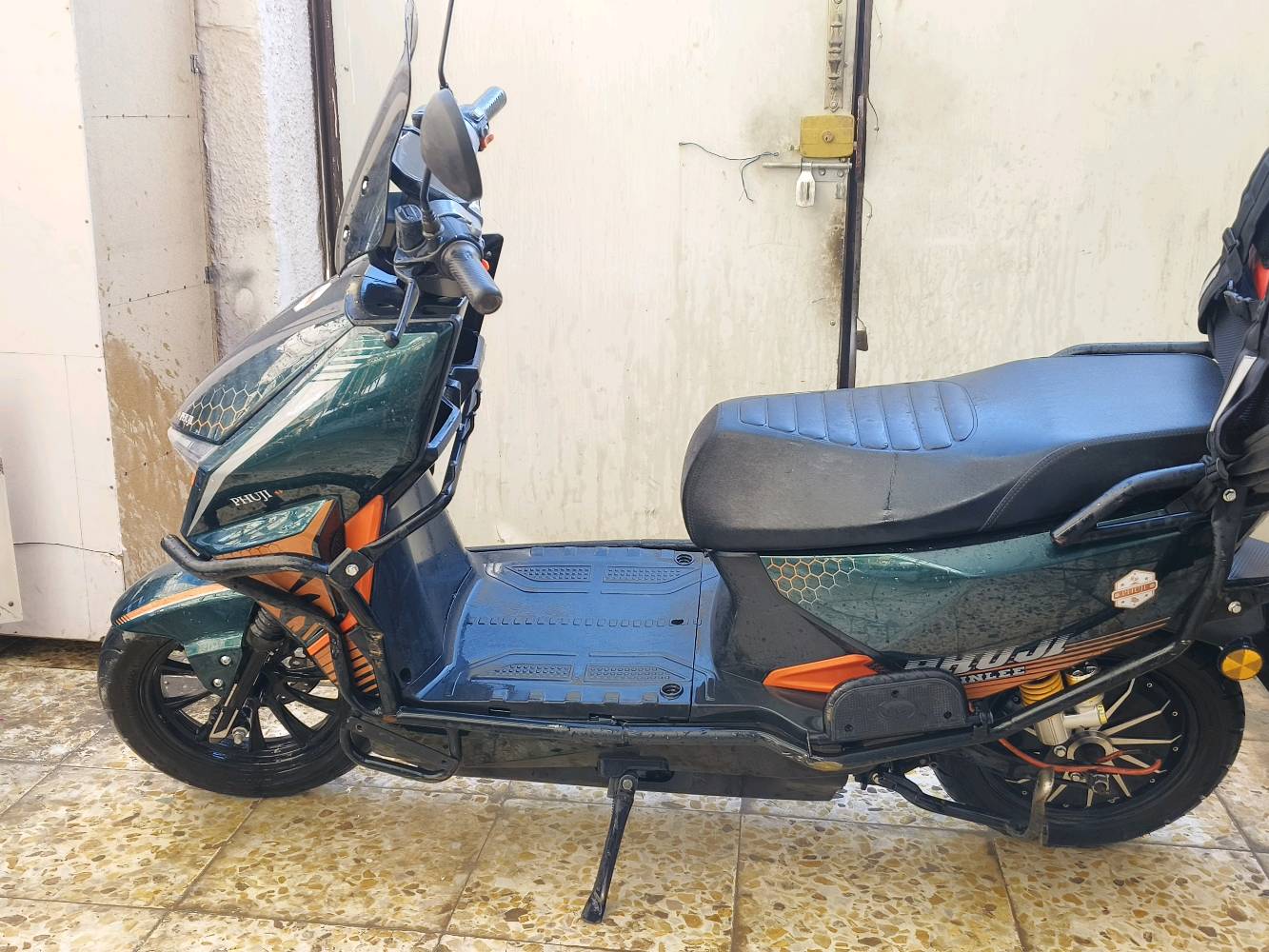 🏍️ دراجة شحن للبيع – نوع طاعون 🔥

دراجة نظيفة وجاهزة للشغل، وبسعر مناسب جدًا 💯

🔋 6 بطاريات
📍 تمشي تقريبًا 80 كيلو
⚙️ 4 سرعات
↩️ نظام بك
🎯 مثبت سرعة
🖥️ أي عطل يصير بالدراجة يظهر مباشرة على الشاشة
📍 المكان: بغداد

💰 السعر مناسب