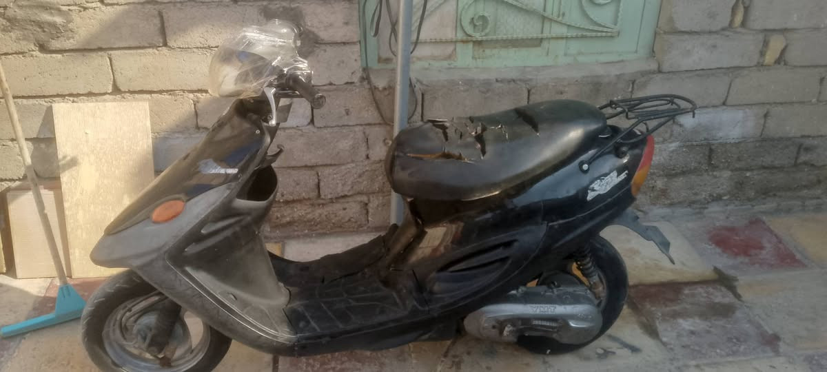 بيجي شلعه تاكل كاع اكل ومشي خير من الله مكينه كل صوت مابيه باتري بيه سلف بس شخاطه اشاير ولايت وقفل جنطه وسكن كله شغاله كهرباء السعره مناسب 250 ومستعجل ناصريه مركز ***********
