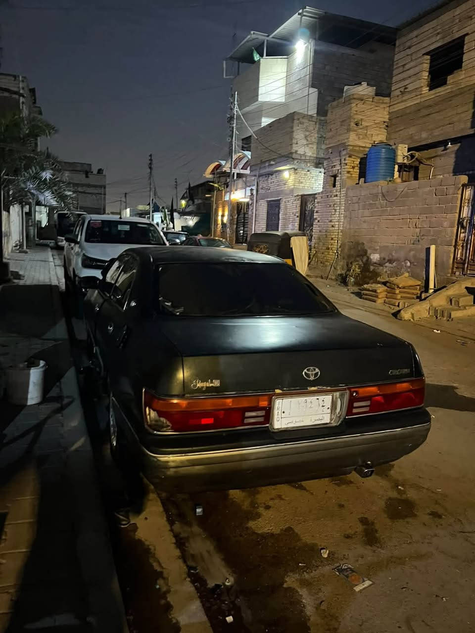 السلام عليكم بطه مديل 1996 مكفوله من كص وضربه وعيب شرعي وصوليات سياره ميت راعيه رقم بصره مكينه من تشغل بيه صوت بكن  ترايك وين مايعجبك العنوان البصره تنومه سعر ٢٢ وبيه مجال حك جيه واي استفسار اتصل ***********
