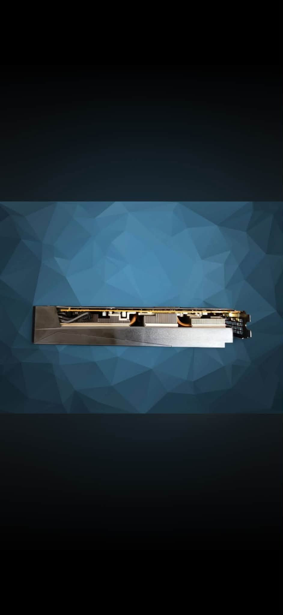 جيجابايت 6700XT • ١٢ جيجا • بالكرتون