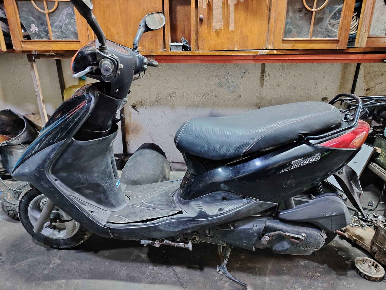 بريز اكزز • مسجل • لوحات اجنبي