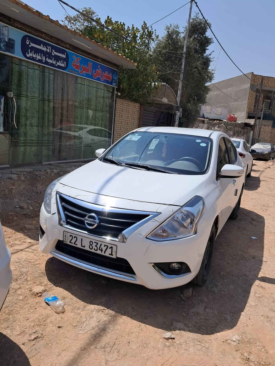 نيسان ٢٤ بأسم شركه وعندي وكاله 
ماشيه ٥٩ بيها بارد قليل بالباب الخلفي 
سعرها ١١٠ مع المجال مكاني ديوانيه 
***********
