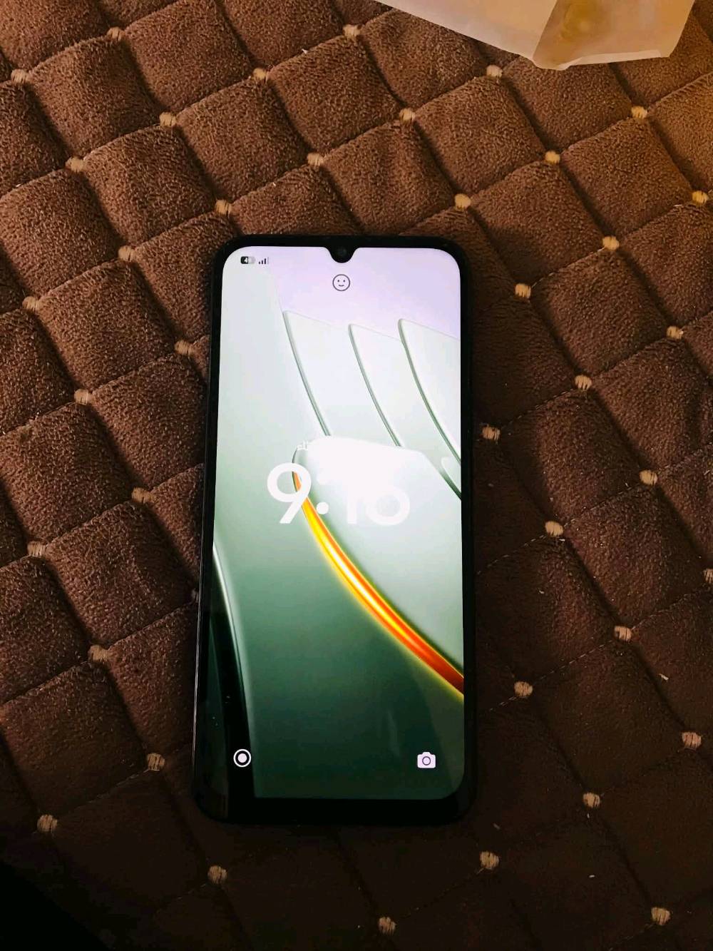 جهاز بوكو c81برو مستخدم اسبوع واحد فقط سعره ٢٣٠ الف بي مجال بسيط ذاكره ١٢٨والعشوائيه ٤+٤ للاستفسار *********** واتس مكاني بغداد