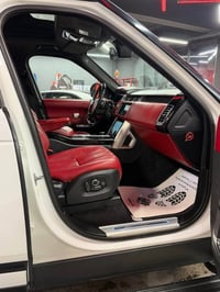 العنوان: للبيع ملكة الفخامة البريطانية.. رانج روفر فوچ Autobiography 2...