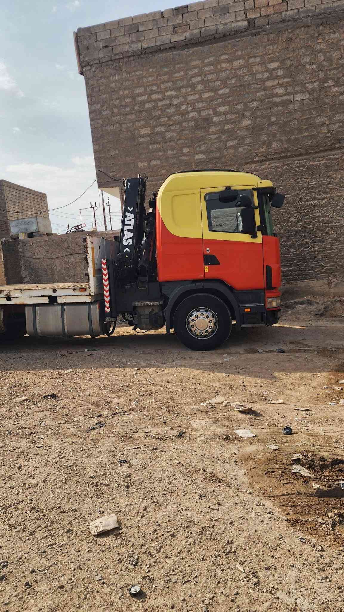 سكانيا • كرين ٥ طن • موديل ٢٠٠٢