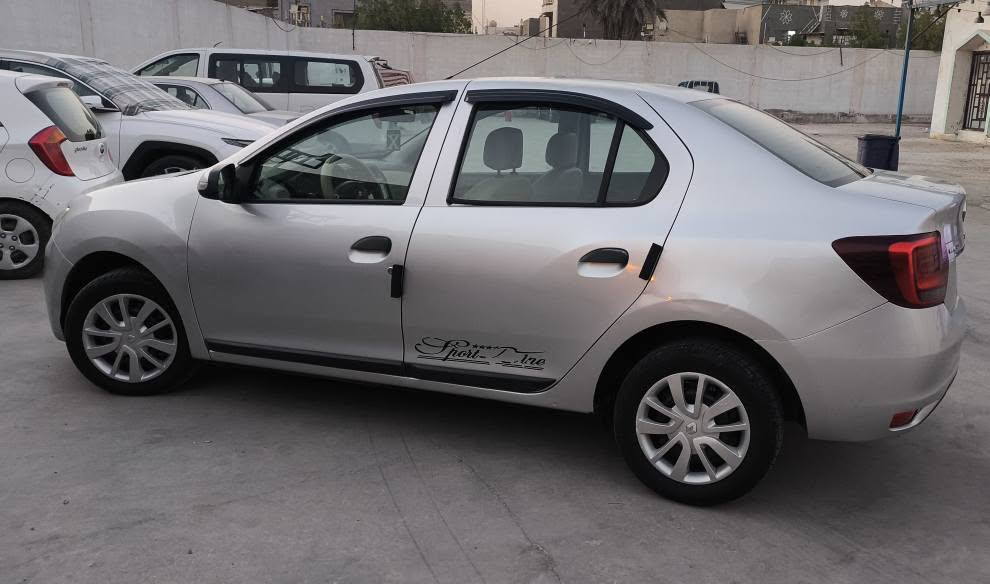 رينو سنبل 2019 باسمي هزه جديده سعرهه70 ماشيه 130كير ومحرك مكفول مكفوله من الصبغ وسونارهه موجود ادامه كامله من قايش تايمنكيس تخم تاير جديد صدر جديد فيت بمب وباتري جديد اي نقص مابيها محرك 1600كير اوتماتيك هاتف *********** مكانه الاعظميه بغداد, العراق
