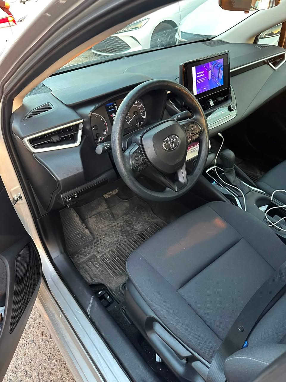 🚗 للبيع | كورولا 2025 وارد أمريكي | LE
✨ السيارة بحالة الوكالة وماشية فقط 6000 مايل، ومسجلة باسمي.

ملاحظات الشاصي:

- البنيد (الرفرف الأمامي) مصبوغ بلادي  (لم يتم تبديله نفسه مصلح) 
- الجاملغ الخلفي مصبوغ اليمين
- الجاملغ الأمامي اليمين بيه بارد بسيط
- خشم الشاصي جهة اليمين مصلح تصليح بسيط جدًا.
- الصور الخاصة بالحادث مرفقة مع المنشور بكل شفافية.

الميكانيك:

- التبريد مشحون غاز حديثًا والتبريد ثلج.
- السيارة لا تحتاج أي مصروف، وجاهزة للاستخدام. علما ان السياره من امريكا تعمل وتسير

المواصفات (LE):
✅ شاشة كبيرة تدعم Apple CarPlay وAndroid Auto.
✅ نظام صوت ممتاز.
✅ مرايا أوتوماتيكية كهربائية.
✅ أوتو لايت.
✅ إنارة LED مع هاي بيم أوتوماتيك.
✅ زينون.
✅ رادار أمامي وخلفي.
✅ مانع اصطدام.
✅ أوتو بريك أمامي وخلفي.
✅ كاميرا دواره مال ٢٠٢٥ بلاديه 
✅ مثبت سرعة ذكي مع القيادة شبه الذاتية.
✅ نظام المحافظة على المسار والتنبيه عند الخروج عنه.
✅ كاميرا ورادار مدمجان في الزجاج الأمامي.
✅ 10 وسائد هوائية (Airbags) جميعها سليمة.
✅ مانع انزلاق.
✅ وضع ECO.
✅ مناخ منفصل.
✅ تبريد ممتاز.
✅ داخلية مخمل.
✅ زجاج بلادي.
✅ ISOFIX لمقاعد الأطفال.
✅ شواحن أمامية وخلفية Type-C.

🚘 السيارة ما زالت بحالة الشركة ونظيفة جدًا.

💰 السعر: 24,250,000 دينار عراقي فقط
(أربعة وعشرون مليونًا ومائتان وخمسون ألف دينار)
السعر قابل للتفاوض للجادين فقط.

📸 صور الحادث مرفقة مع الإعلان لبيان كل التفاصيل بكل مصداقية.

📞 للاستفسار:
واتساب: ***********
واتساب: ***********

أبو جبل الخزعلي
