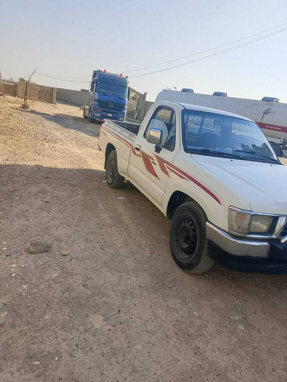 سلام عليكم بيكم للبيع موديل 2000سيره حاربارد رقم انبار المني مكان السياره بيجي ***********
