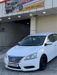 نيسان سنترا • ٢٠١٦ • دخان