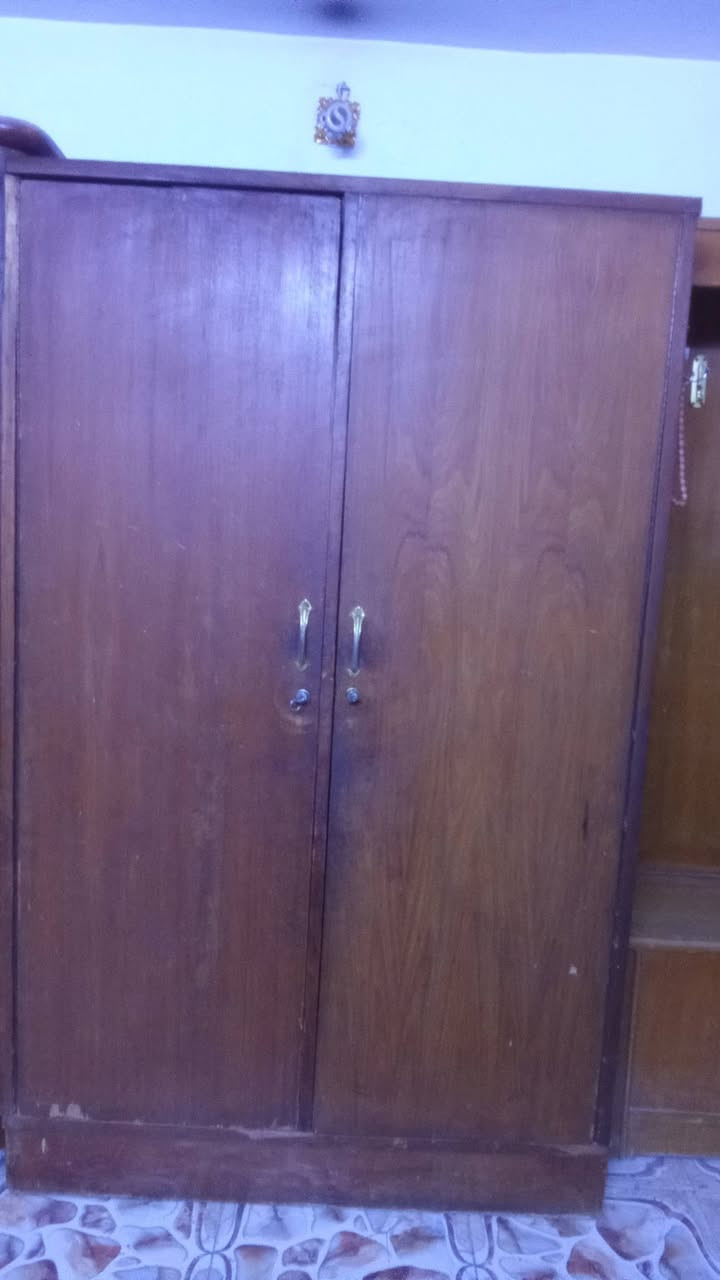 اغراض للبيع منطقة حي اور أي استفسار هذا الرقم الهاتف ***********
