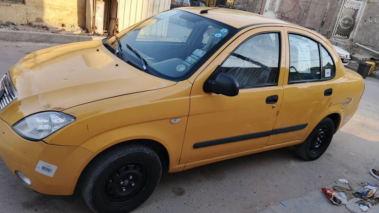 السلام عليكم طيبه مديل ١٥  نظيفه محرك كير تبريد مصفره غرامات والهيئه  بسمي بيها ملاحظات بسيطه  السعر ٣٦ مع المجال  لاستفسار *********** او *********** وتساب او اتصال مكنها ام الكبر والغزلان قرب تقاطع الكياره
