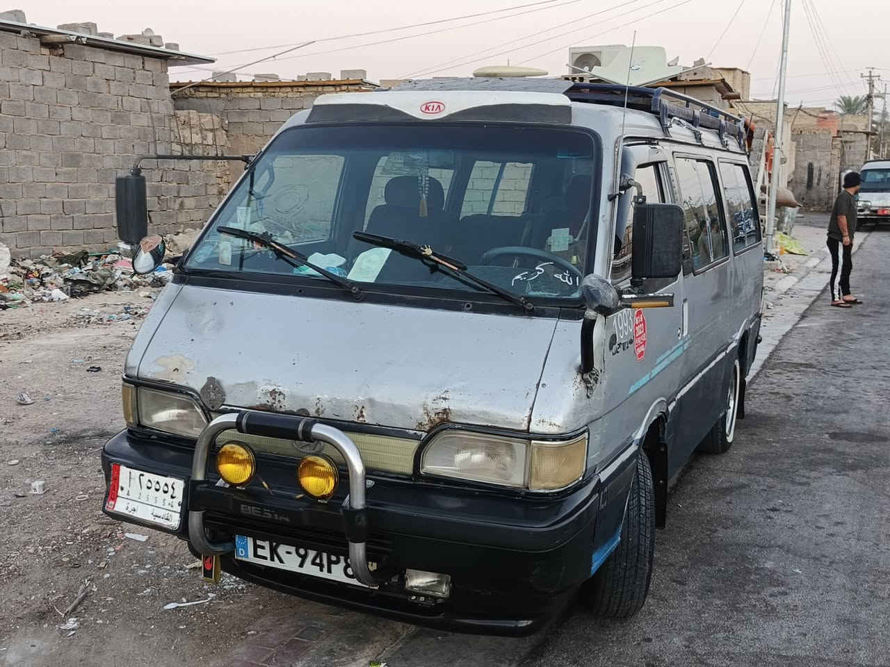 سلام عليكم بسبب الوعود الكاذبة كيا بستا للبيع موديل 1992مصفره هيئه مرور مكينه كير اكسل مكفول حداديه جديدة شواصي واحد معمر كهربائيات كله شغالة لايت عالي ناسي زنون كشنات بريجو مكاني كربلاء حي العامل السعر 40وبيه مجال رقم الهاتف*********** تريد وكالة تريد تحويل
