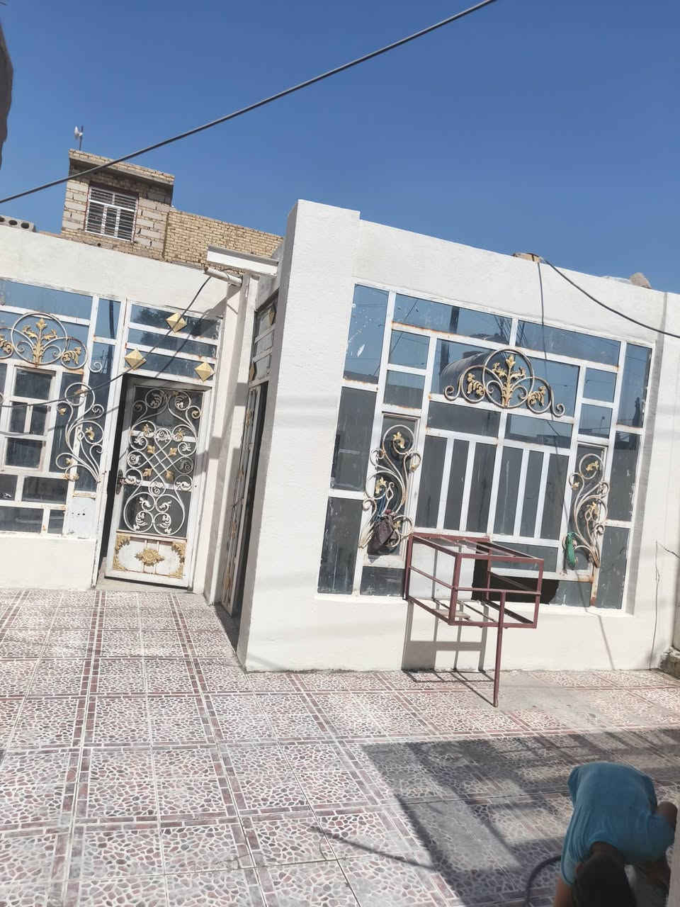 يالله بيت للبيع طابو صرف مساحته 140مكانه حي الحسين قرب مولد فيصل
سعر,45وبي مجال للتواصل ***********
