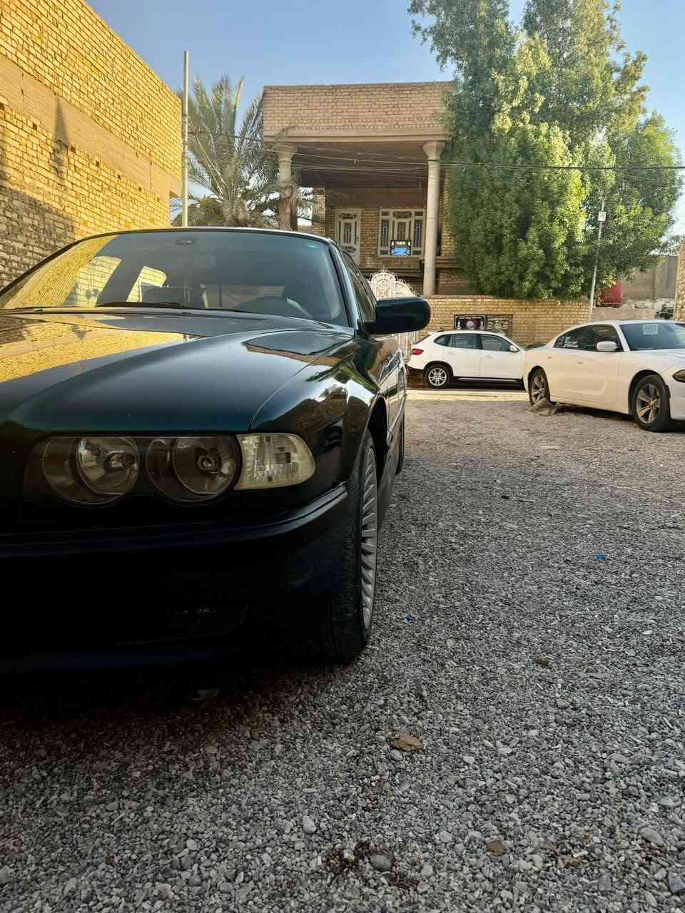 السلام عليكم فقط بيع بدون مراوس بي ام دبليو موديل 1995 خفاش حجم 730i بيها مكينه 740 V8 مكينه قويه وعل شرط وكير مكفولات السياره مصبوغة عام تخم تواير جديد شاشه تحكم 16 حركه كله شغال سياره نضيفه وحلوه كلش كشنات لا شخوط ولا شك كله بلادي مرتبه كلش هزه سنويه كله جديد رقمها اربيل تحويل ثاني يوم مكان السياره كوت سعر 75 وبيها مجال الشراي يتصل أو يتفضل خاص***********
