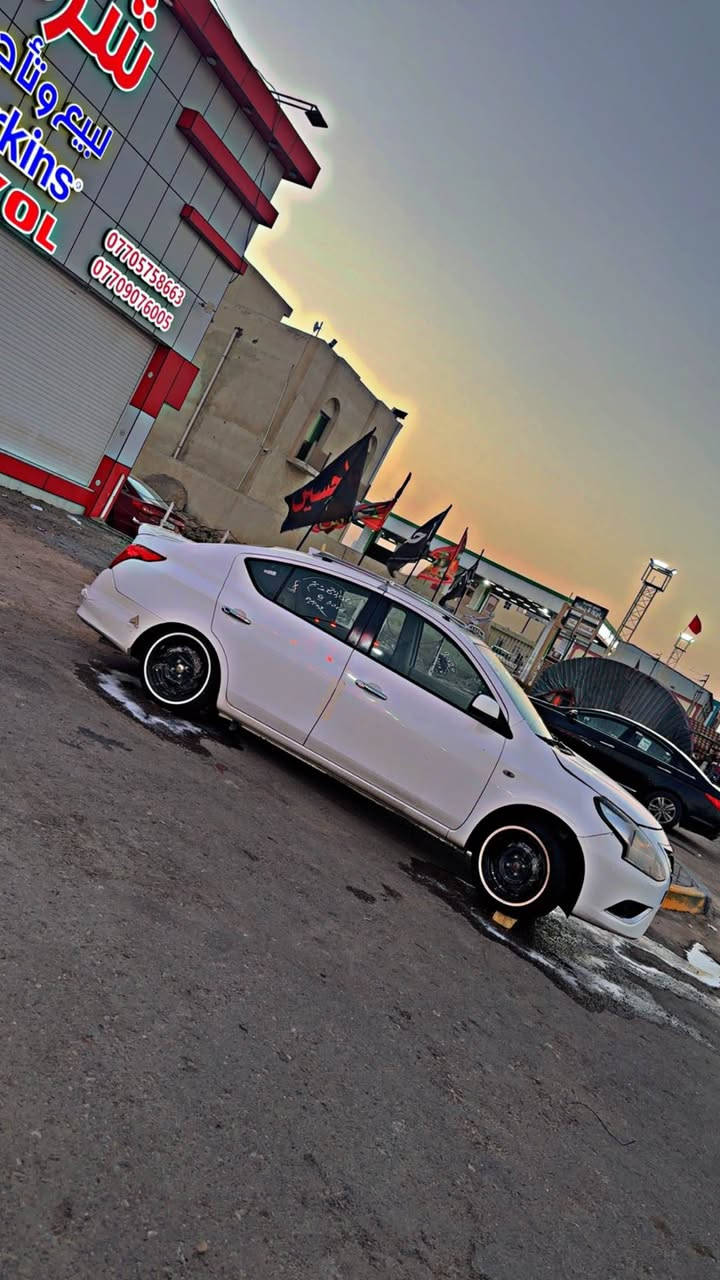 السيارة: نيسان سني (Nissan Sunny)

 الموديل: 2024
 المسافة المقطوعة: 40 ألف كم (حقيقي)
 النظام: أقساط استقطاع مباشر باسم مصرف الأهلي العراقي
 الرقم: بغداد

حالة البدن والحوادث:

 ضربة بالجاملغ الخلفي (جهة السايق)
 قبغ الجنطه مبدل
 البنيد والجاملغ (جهة السايق) مصبوغات
 باقي البدن كفالة بشرط الفحص

المواصفات الفنية والشرط:

 كير، محرك، حدادية، وتبريد كلها كفالة بشرط الفحص.
السعر: 98 ورقة ($9,800) وبيها مجال للشراي
البيع: نقداً أو مراوس
للتواصل والاستفسار: ***********
العنوان بصره ابو الخصيب البصرة, العراق
