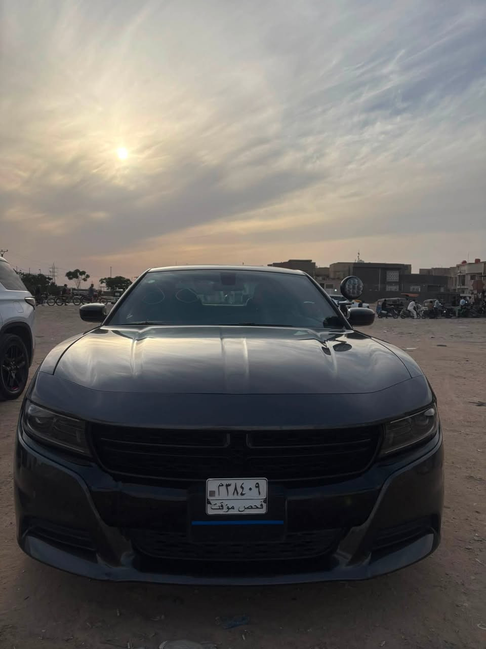 جارجر هيمي 5700بوليسية موديل 23 اني مستورده وباسمي اتريده بدون رقم أو مرقمه السيارة قطعة وحدة صبغ حادثه جامرلغ خلفي بدون ايرباك السيارة جديدة بمعنى الكلمة ماشية 14 الف موقعه كربلاء 
السعر 185 ورقة***********
