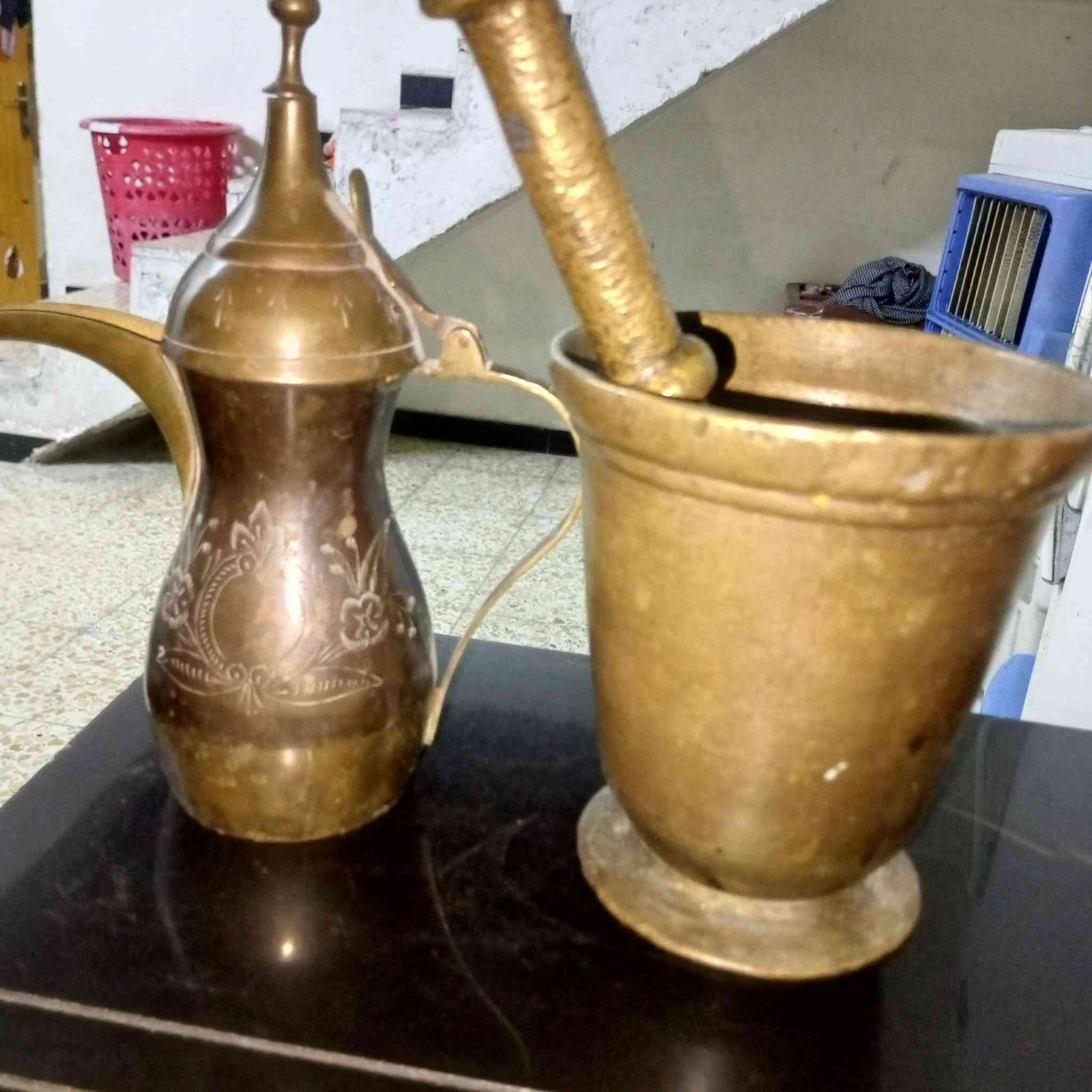 هاون ودله نحاس القديم للبيع رقم تليفوني ***********
