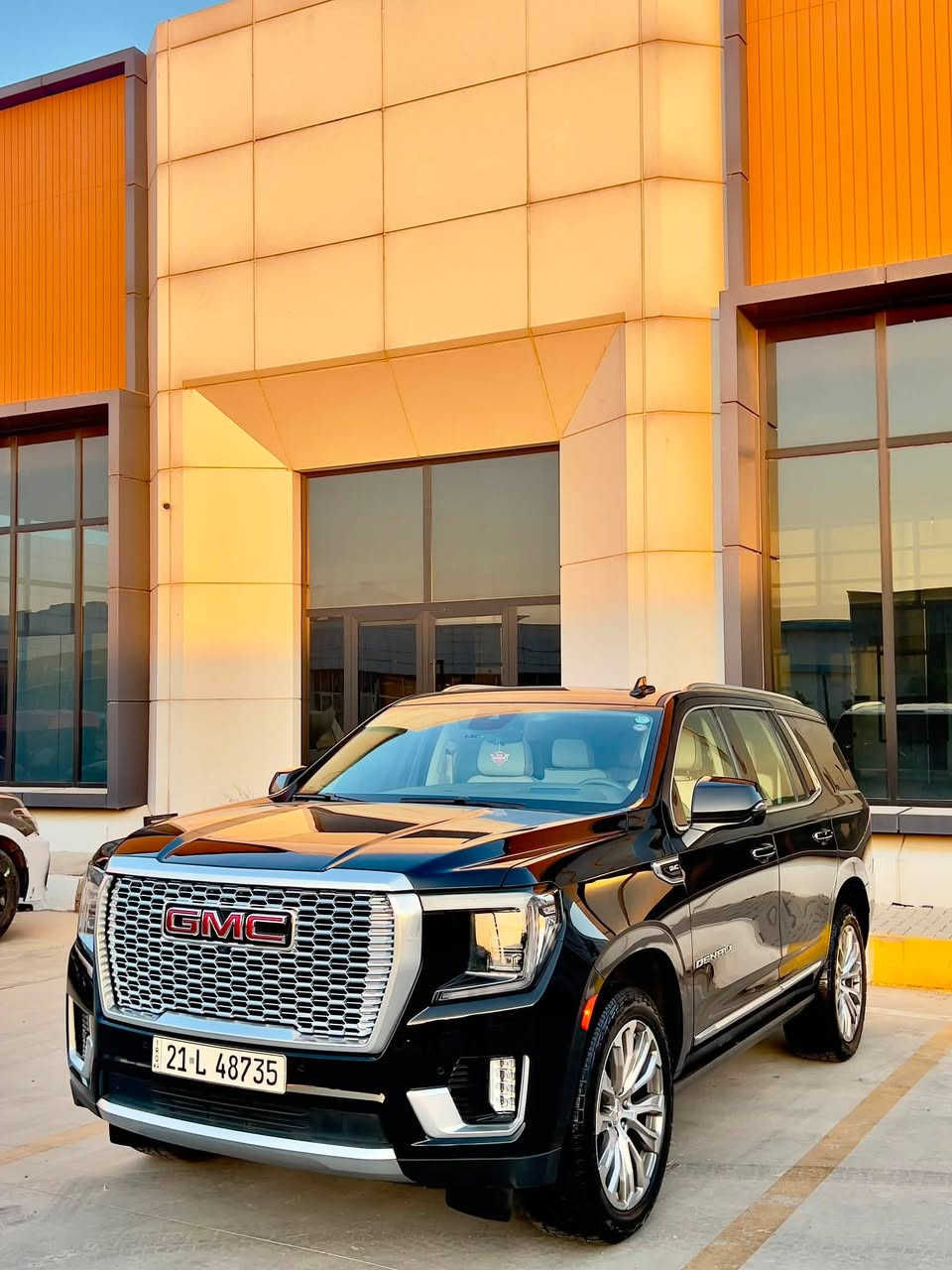 GMC   DENALI - مۆدێل  2023 -
📲 *********** سعر : 555💸

سەیارەکە زۆر جوانە  
سەیارەکە تەنها دوو  پەڵە pdr هەیە   ✈️
٤٠ هەزار ڕۆیشتووە 
مواسەفات فول VIP  (  3 شاشە - سیستەمی بەرزی و نزمی - دۆسە کارەبایی - داتاشۆ -کوشن سارد و گەرم - ٧ نەفەری VIP  - ٣٦٠ دەرەجە کامێرا - پانۆراما  -کوشن جلد  -حاسە  - ڤۆلیۆم - ویل گەورە- لید-    - تحدید سورعە - زۆر مواسەفاتی تریش   ) 🗼

گێڕ و مەکینە بەشەرت نەکراوەتەوە 
   
تەحویل  و غرامە بەشەرت 🇺🇸
شوێن : سلێمانی 🪙

GMC  Denali - مۆدێل  2023 -     
📲 *********** سعر : 555💸

سيارة حيل حلوة  
سيارة بيها مكانين صغير pdr    ❄️
40  الف كيلومتر ماشي 
مواصفات (    -3 شاشة - دبلات كهربائية-دوسة كهربائية- داتاشو -7 راكب VIP -  كاميرا ٣٦٠ درجة - بانوراما-- كشن بارد و تدفئة- كشن جلد - حاسات  - ڤۆلیۆم - ويل كبير  - ليد  - تحديد سرعة - و باقي مواصفات     ) 🆕

 گير و محرك بشرط ما مفتوح 

تەحویل  و غرامە بشرط 💎
مكان : سلێمانی
