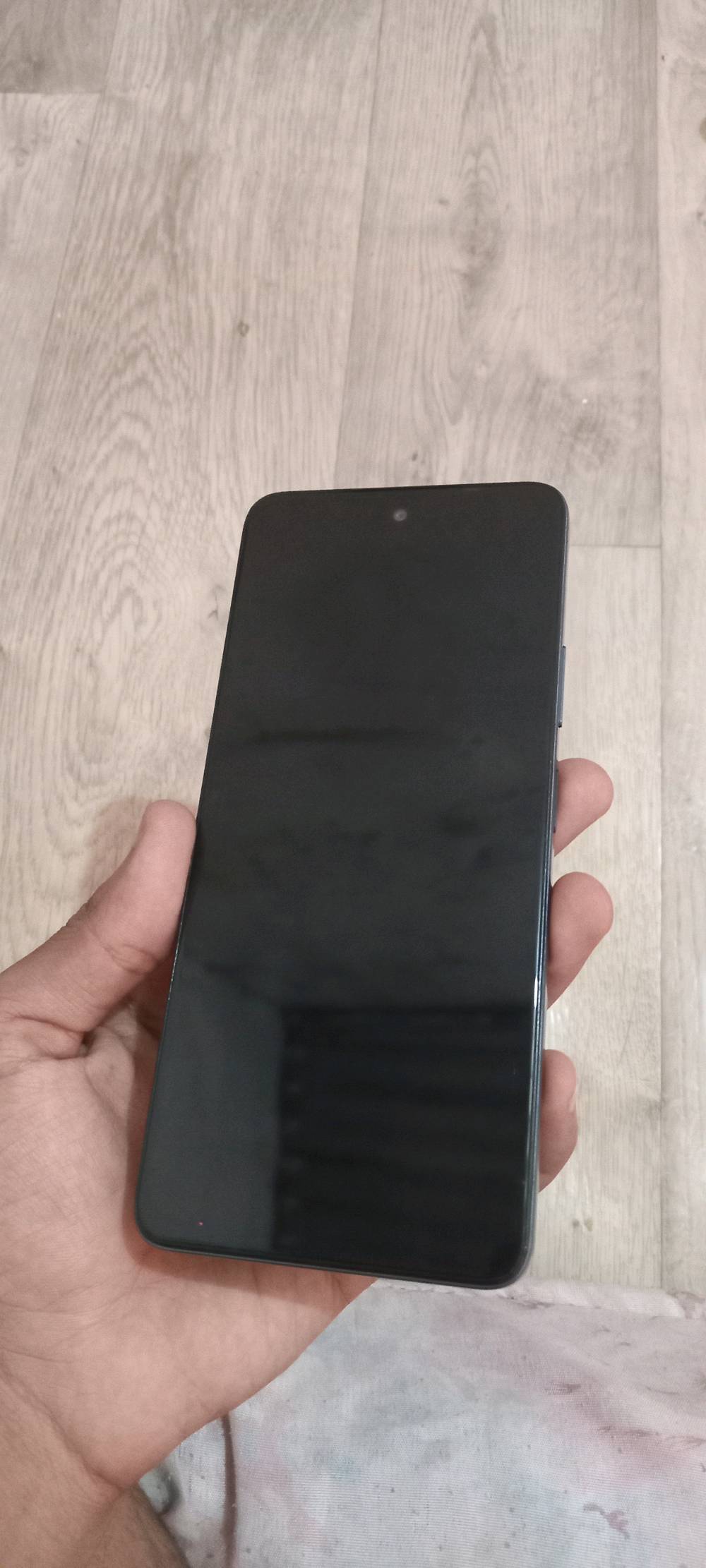 انفنكس هوت خمسين للمراوس بايفون اكس او اكس ماكس او XR 
ذاكرة 256 شاشة 120hz اصلي بلادي مابي شيء للمراوس فقط 
واتساب ***********