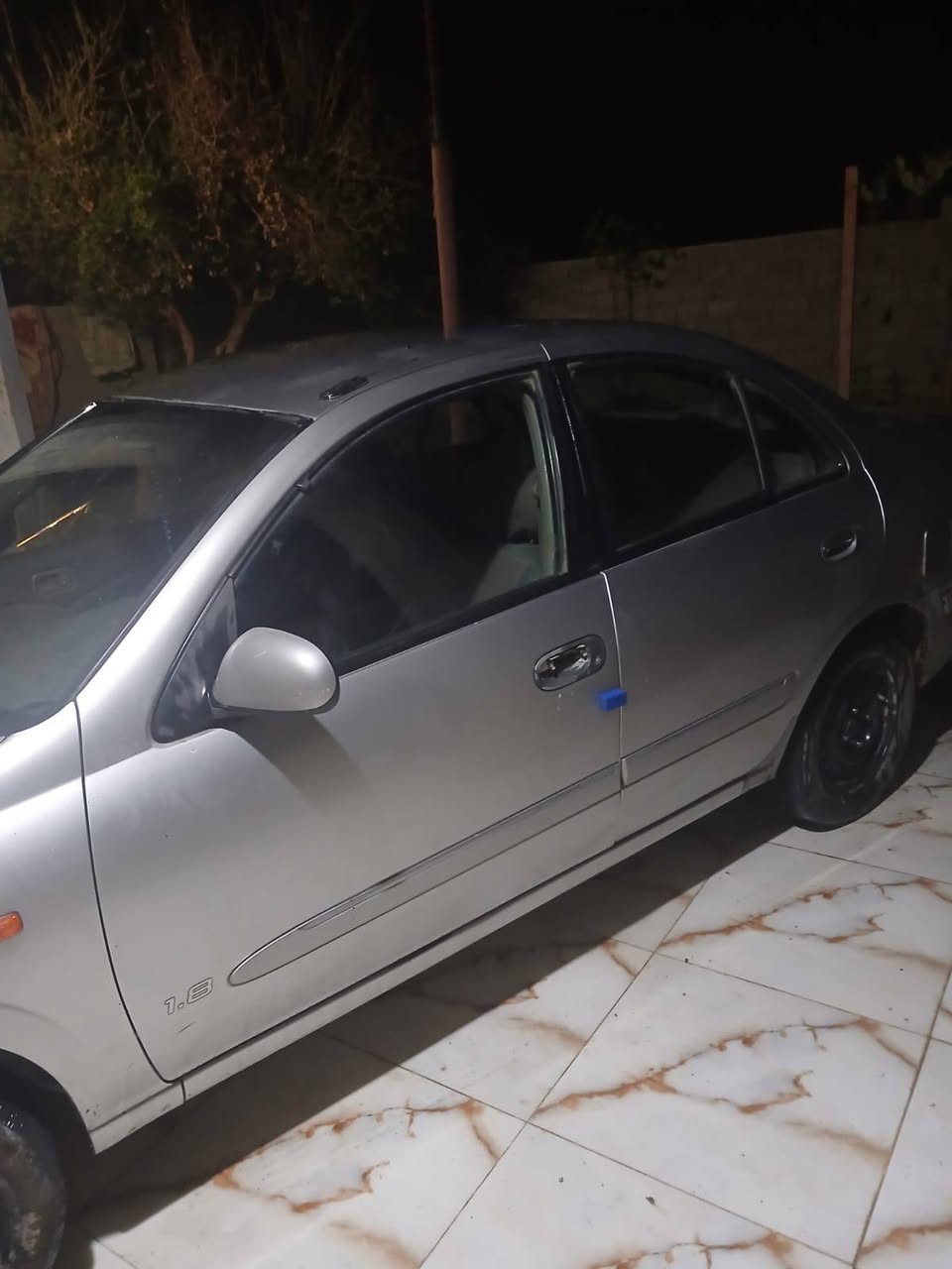 السلام عليكم نيسان سني 2003 محرك 1800 بيها ضربه جاملق خلفي ايمن كير ومحرك مكفول رقم بغداد السعر 62 اوبيه مجال مكان كوت لاستفسار الاتصال على الرقم ***********
