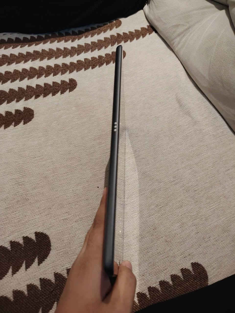 ايباد ٩ • ٢٥٦ • ب الزكه