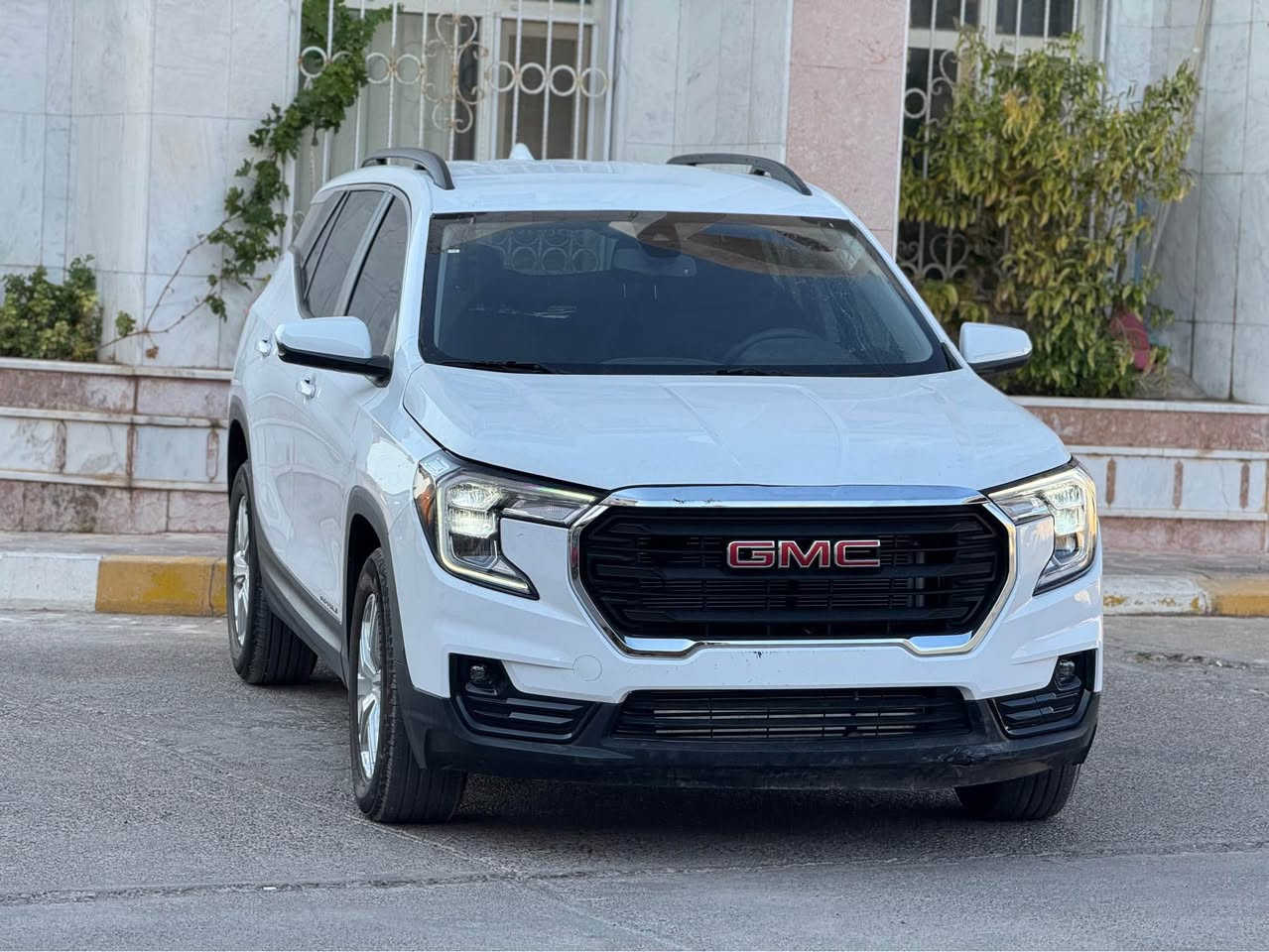 GMC Teirran SLE 2024 ج ام سي تيران

جاهز بدون مصرف 💯
كل شي بلادي شركة 💯

جملغ و بوند صبغ و رقم شاصي بالصور
١٨ الف ميل ماشية و ارباكات طاك

مواصفات SLE 🔝 بصمة و شغال و كشنات هيتر
شاشة كبيرة و ويل كروم و رادار و حساس و نظام اوتو هولد و بريك بصمة و نظام تراكشن و لايت ليد و زينون.....

شرط الترقيم اربيل دهوك سليمانية ✔️

سعر 🔥 140 ورقة و مجال بسيط
مكان عقرة "ئاكرێ"
واتس اب و كورك *********** اكر, نينوى
