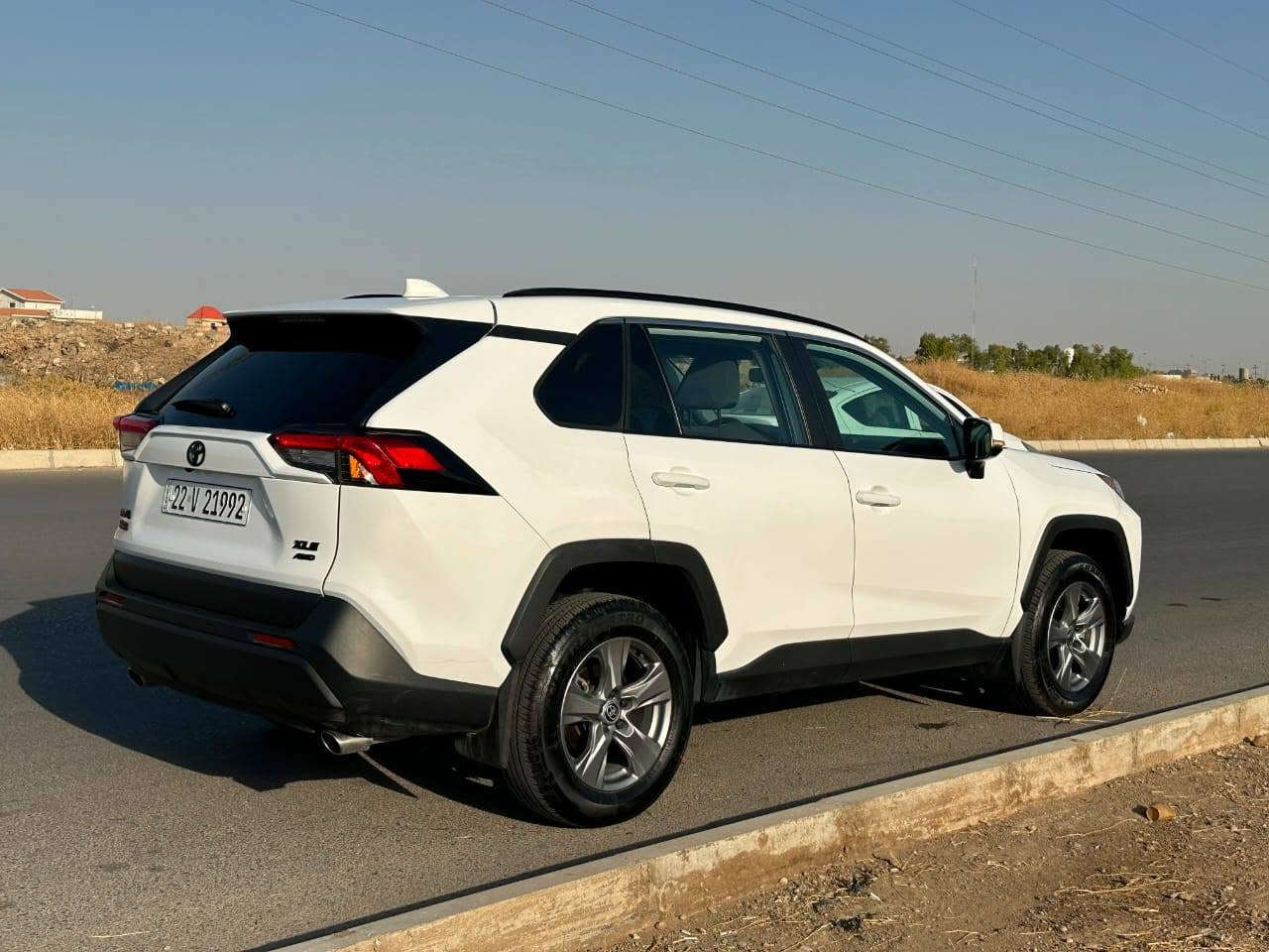 راف فور2024XLE
راف فور 2024XLEللبيع
رقم اربيل مرقم باسمی
سيارة موجودة بالااربيل
ماشیة12الف كم
ارباكات سليمة
فول الفول
كير محرك كهربائيات كل بشرط
الضرر فقط جاملغ مصبوغ بدون ارباك
السعر25400$
***********واتس اب
