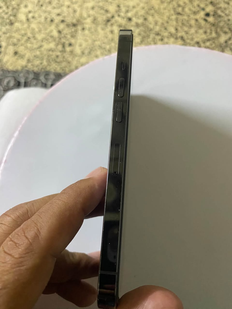 ايفون ١٣ برو • نظيف ٩٩٪ • بطارية ٨٥٪