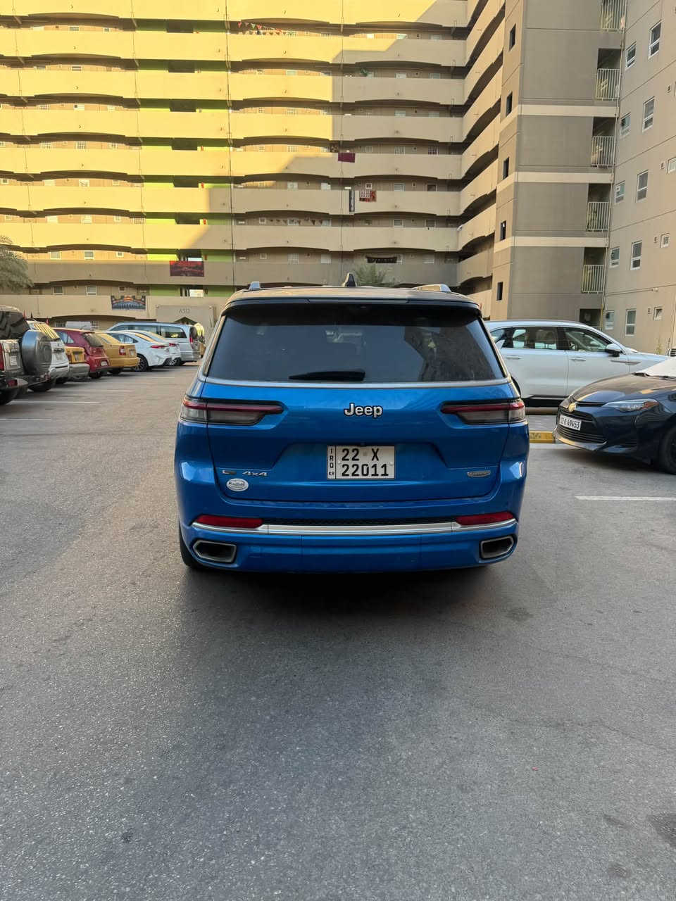 السلام عليكم 
جيب سومت رزريف  يعني vip امريكا
موديل 2023 
ممشى 28 الف فقط 
السيارة مابيها ولا قطرة صبغ 
بيها فقط مكان واحد بارد وهايهيه ولا نقطة صبغ 
السيارة بيها رقم مميز 
مواصفات ميحتاج اذكر 
السومت معروفه تدليك وجكات وناظور ليلي وجلود داخليه غير وخشب طبيعي وهواي امور  
هذا رقم تلفوني ***********
