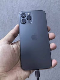 ايفون 12 برو ماكس • ١٢٨/٢٥٦ • بطارية ٧٩