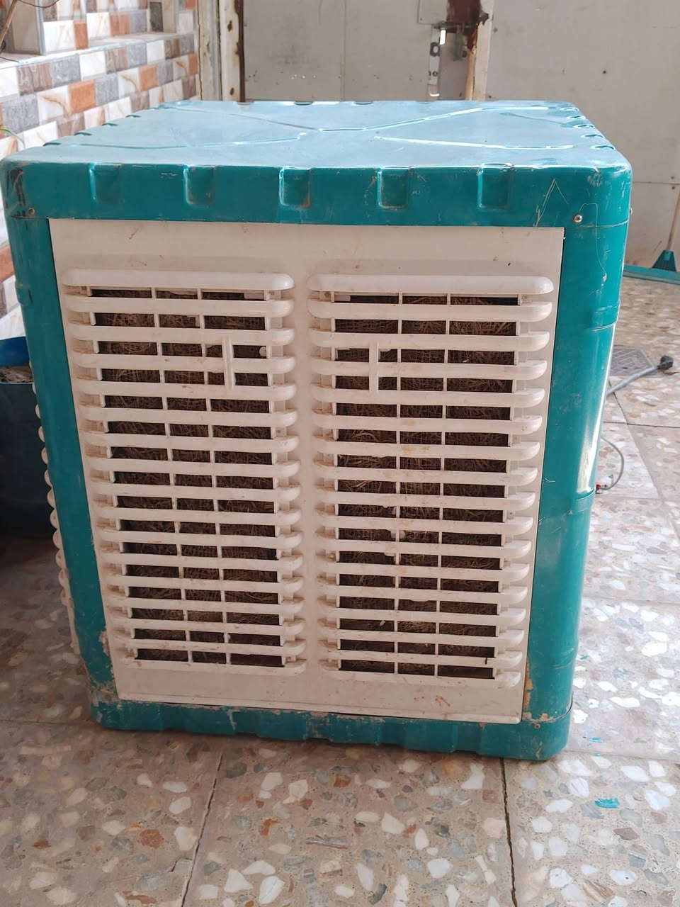 السعر اخو البلاش سعر ماطور مبرده برفاب الحجم الكبير ابواب بلاستك شغاله وجاهزه وجديده السعر 60 وبيه مجال قليل العنوان محاويل ***********
