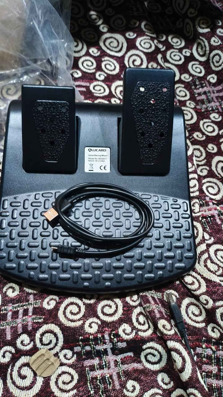 سلام عليكم دركسون 3قطع سعره 65شامل توصيل وهذا رقمي واتساب
***********
