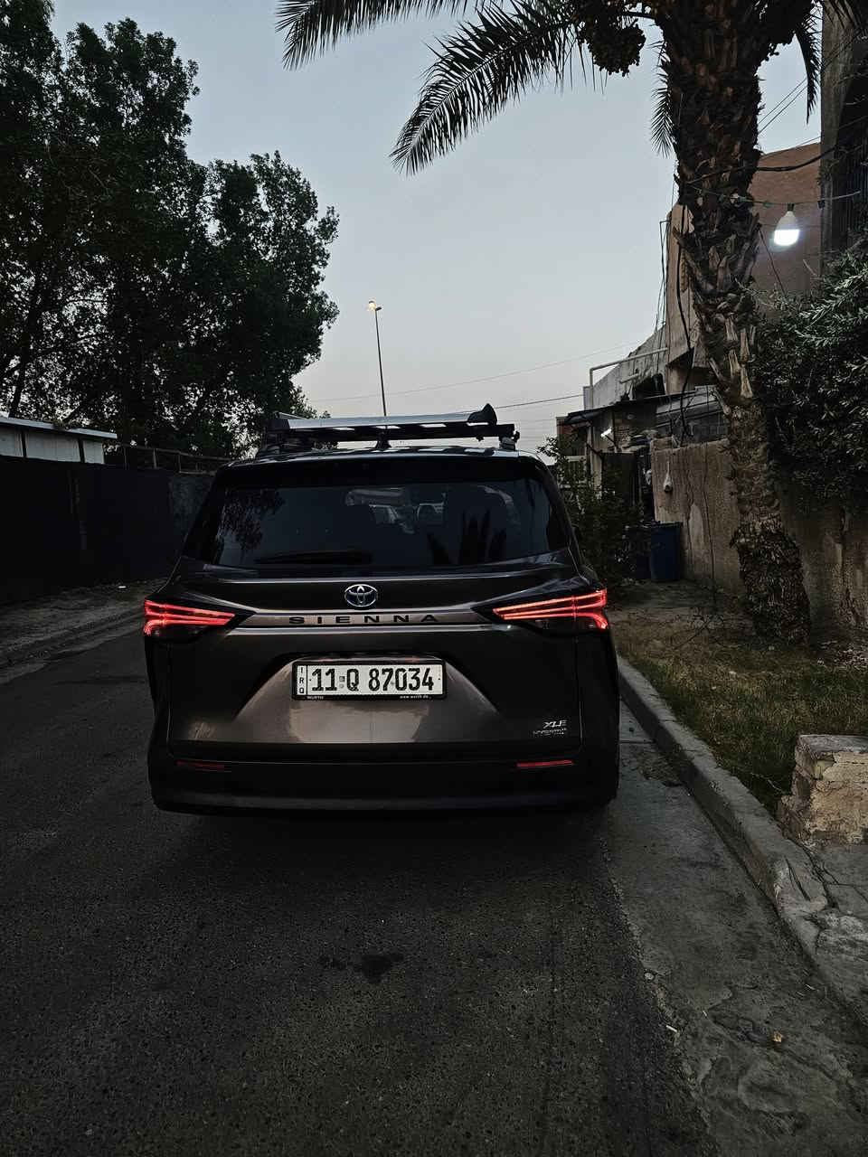 تيوتا سينا ٢٠٢٣ XLE فول مواصفات وموصفات معروفه الXLEبالموصفات ميحتاج اذكرهن ماشيه ١٦ الف يعني اخت الزيرو اني مستوردهه من امريكا حادث جاملغ امامي ايمن وجاملخ خلفي ايمن وشويه باب الصدر بدون دواخل مكاني بغداد وسعره 265 وللاستفسار ***********
