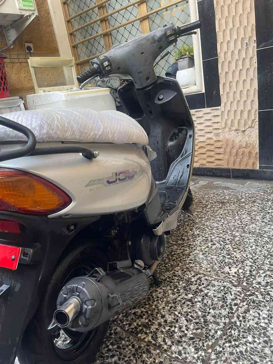 للبيع دراجه ماكس قجمه 120 دراجه نضيفه مكينتها بلاديه كفرات بلادي كهربائيها شغاله نقصها بس سلف سعر 400 وبيها مجال *********** غير متوجد عله الفيس رقم بي وتساب
