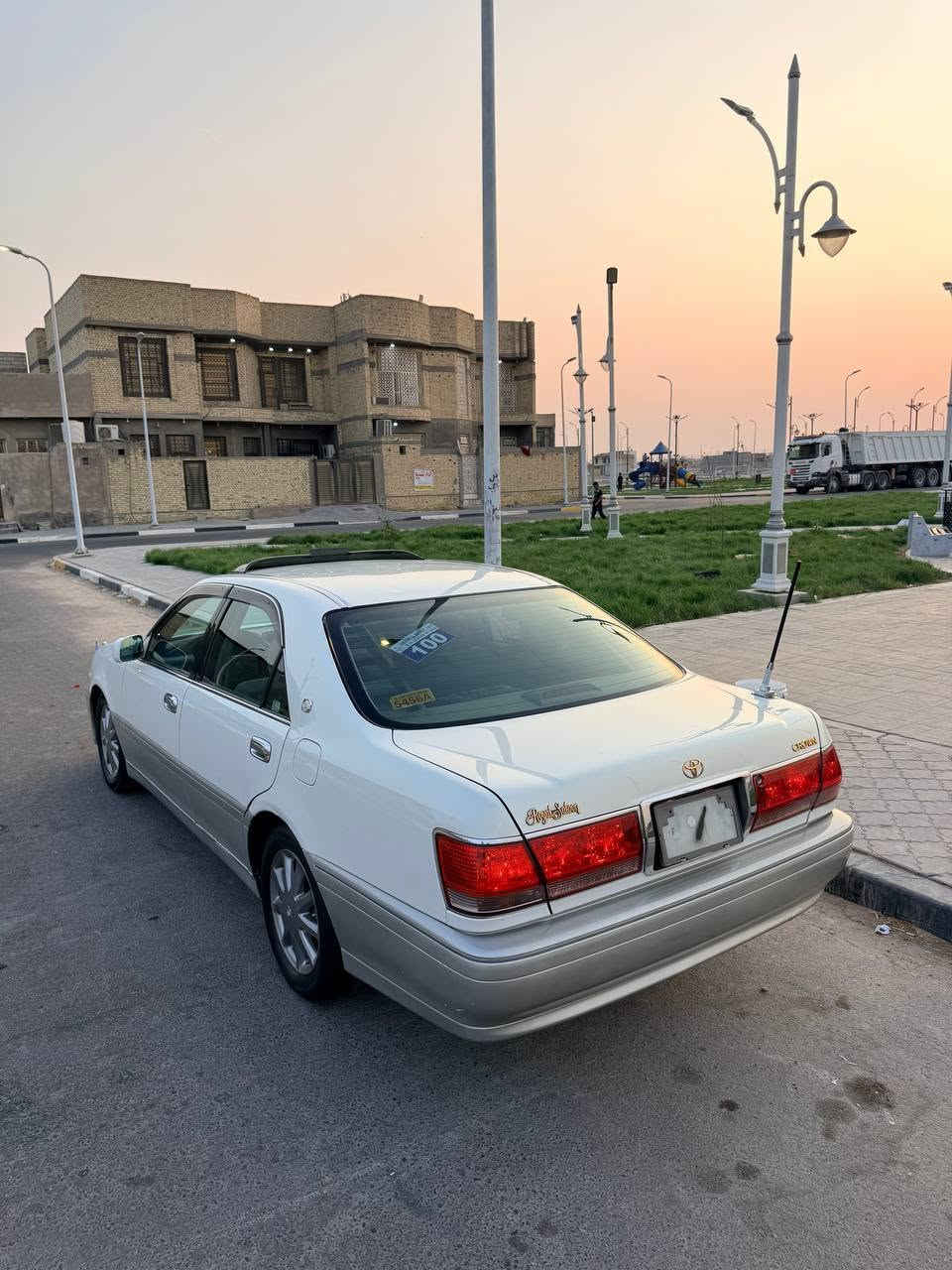 كراون • ٢٠٠٠ • نقل جثه