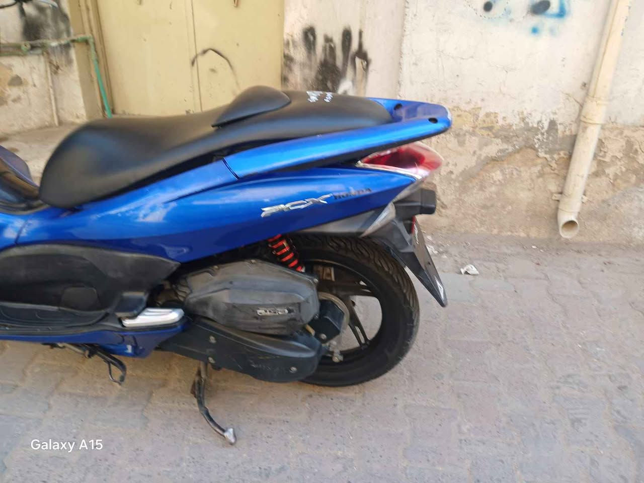 سلام عليكم....
دراجة (PSX)...(جيل الاول)  
🛵للبيع  ماشيه 28 الف الفحقيقي ممتعوبه
دراجة شلعه معدل كهربائيات كلهه شغاله 
دراجة جديده  بلادية
أي نقص مابيهة دراجه مكفوله كفاله عامه بشرط علفحص اذا برغي مفتوح ترجع دراجة مال جناي 
جيب فيتر وتعال افحص مستعجل على بيعتهه السعر مليون و400
العنوان بغداد  الكرخ  الاستفسار الاتصال على الرقم 📞*********** بغداد, العراق
