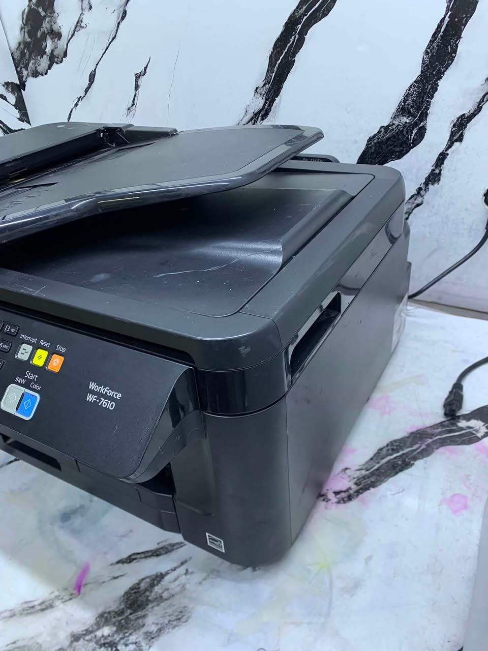 طابعه ابسون WF 7610
واي فاي
دوبلكس A3/A4
تسحب ورق فوك ال 200 غرام
السعر 150 مع التوصيل 
***********
