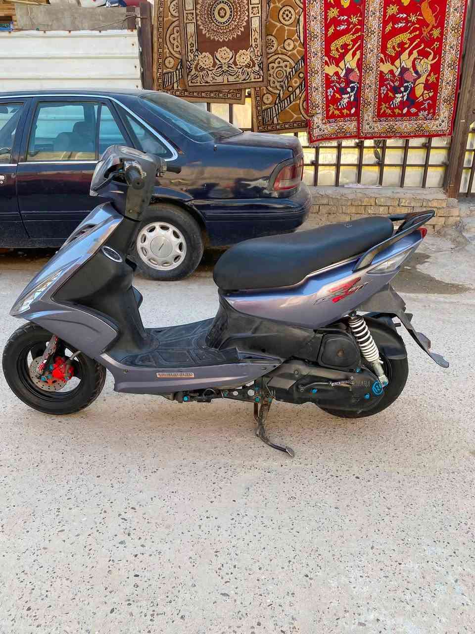 سلام عليكم للبيع دراجة ماكس مضلع  مال رمبة جديدة حيل برغي واحد ما مفتوح منها وجاهزة اي نقص مابيهة كلهة شغالة كهربائيات شغالة نكرة سلف هندر دشبول شغال لونين كفرات بلادية كلهة ختم واحد محرك ناعم اخرس مامفتوح شلعة معدل تخبل اوراق كاملة دراجة بلادية وجديدة تايرات جدد دراجة جاهزة سعر (850) وبيهة مجال بسيط (رجاءً لحد يكسر بحلال العالم ) دراجة مال رمبة جيب فيتر وتعال افحص جديدة حيل رقم الهاتف ( ***********) مكاني بغداد الغزالية
