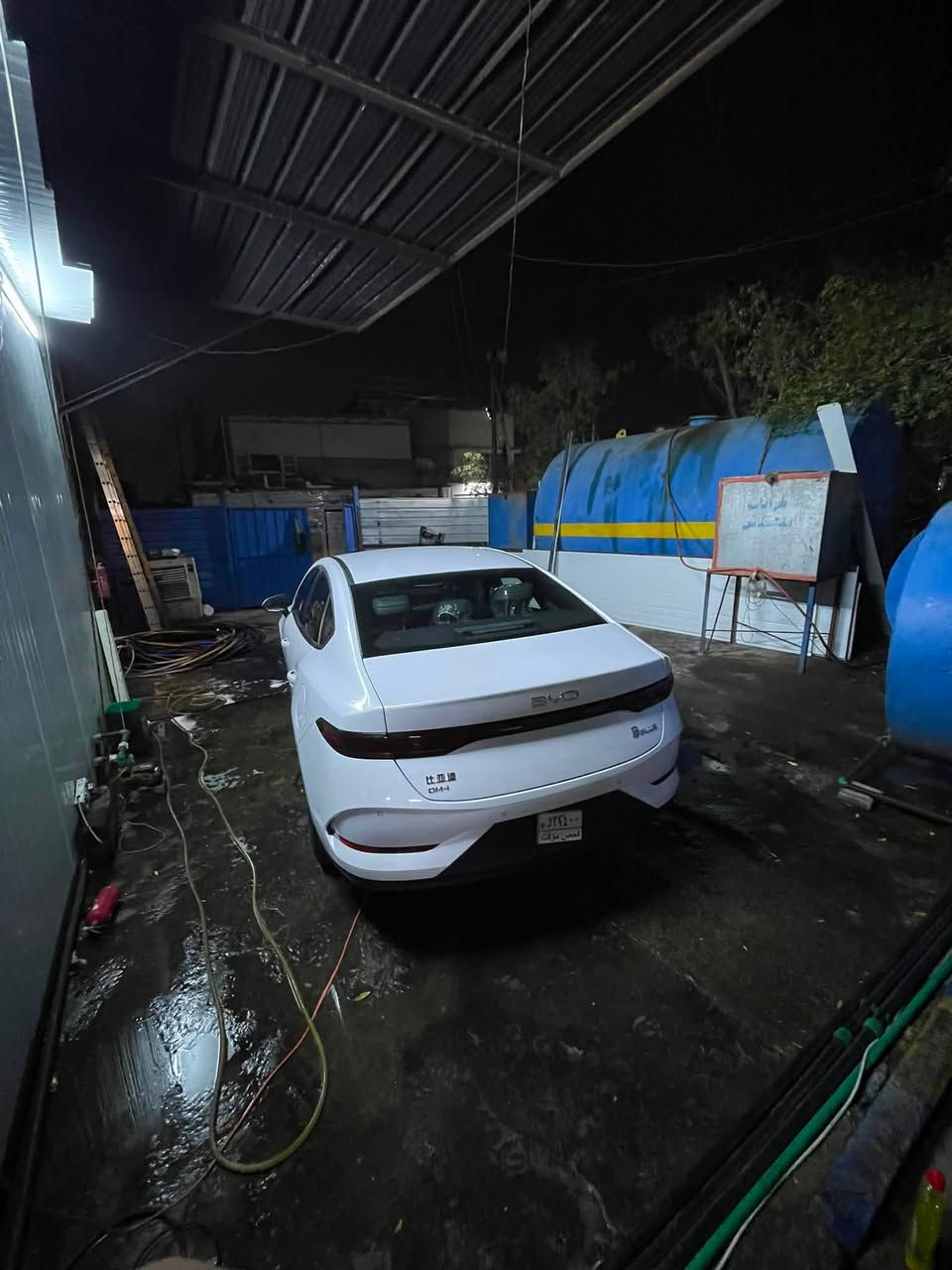 🚗 BYD Qin Plus 2025
بي واي دي كن بلاس 2025

💰 السعر :- 19,700بدون رقم تكلفة الرقم 300الف 

🔋 محرك 1500cc هايبرد (بنزين + كهرباء)
🏁 القوة الحصانية:
🔹 110 حصان (محرك البنزين)
🔹 180 حصان (المحرك الكهربائي)
💥 عزم الدوران: 316 نيوتن/متر
🛣️ مدى قيادة يصل إلى 2100 كم
⚡ قيادة كهربائية حتى 55 كم

✨ أهم المواصفات
✅ بصمة تشغيل ودخول ذكي
✅ شاشة معلومات وترفيه كبيرة
✅ عداد رقمي بالكامل
✅ كاميرا خلفية مع حساسات
✅ تبريد أمامي منفصل (قطعتين)
✅ مقاعد جلد فاخرة
✅ تحكم بالمقود من الجهتين
✅ نظام وسائد هوائية متكامل (Full Airbags)
✅ إنارة داخلية LED
✅ مصابيح LED مع زينون

📍 العنوان
بغداد – حي العامل

☎️ ***********
